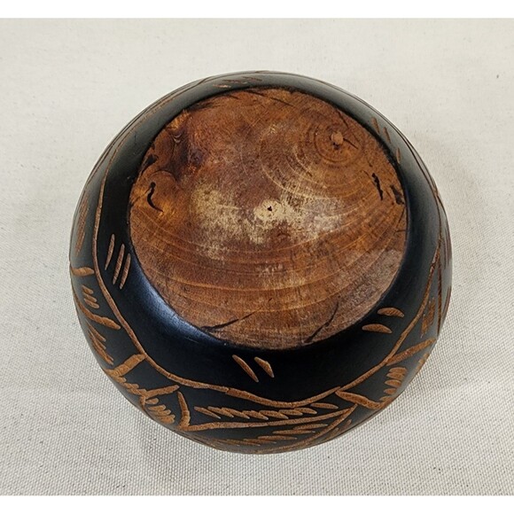 Vintage SE Asian Hand-Carved Black & Natural Wood Lidded Bowl (1950s–1980s) - Picture 5 of 10